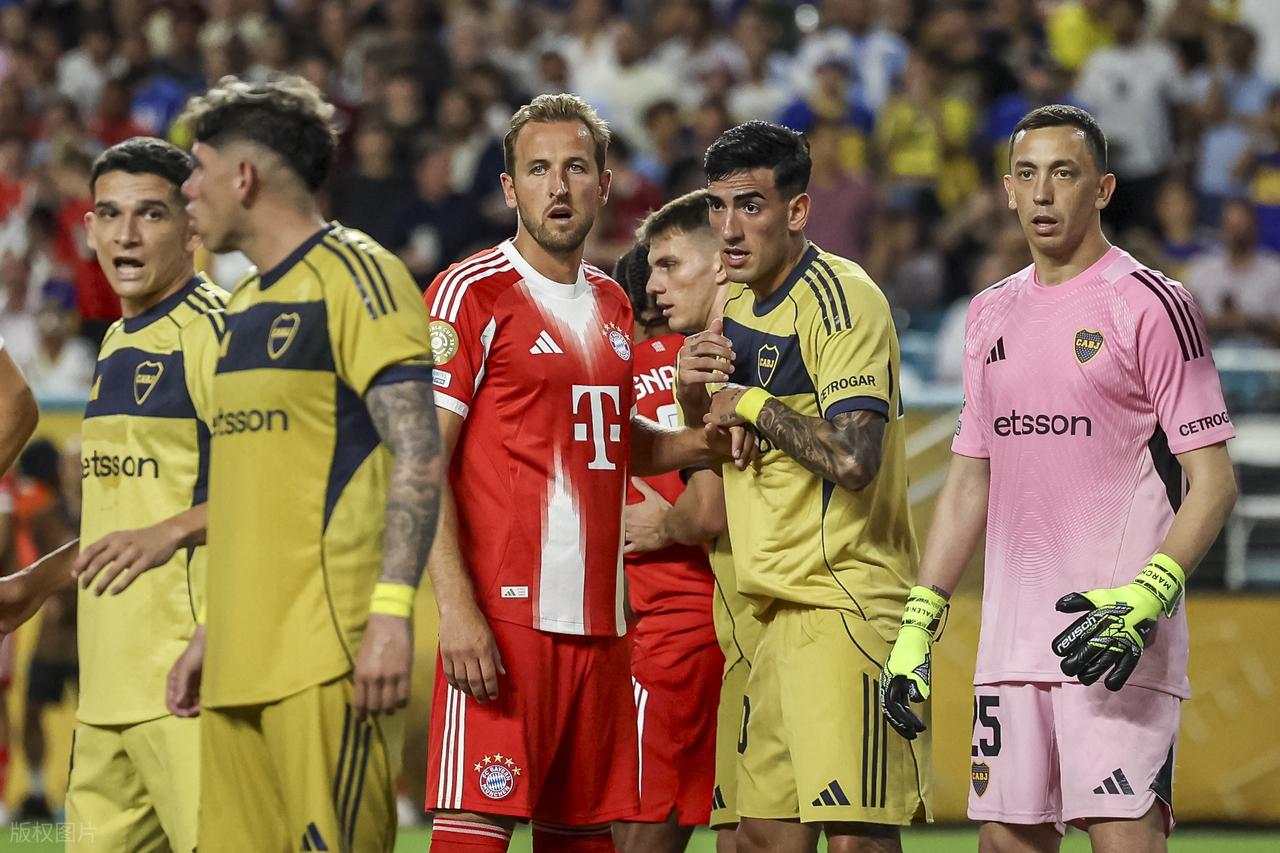 包含力克对手，拜仁慕尼黑再拉开差距的词条