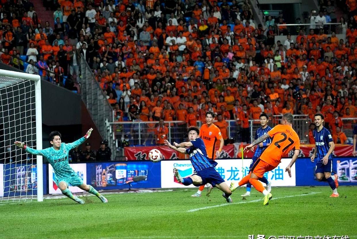 半岛体育登录入口-桑普多利亚惨败AC米兰，陷入保级泥潭的简单介绍