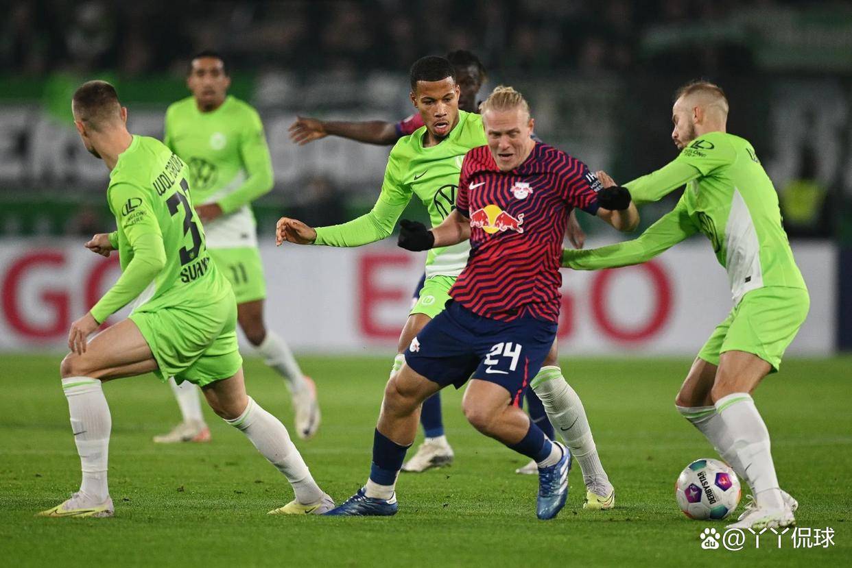 沃尔夫斯堡表现卓越，全力争夺比赛胜利