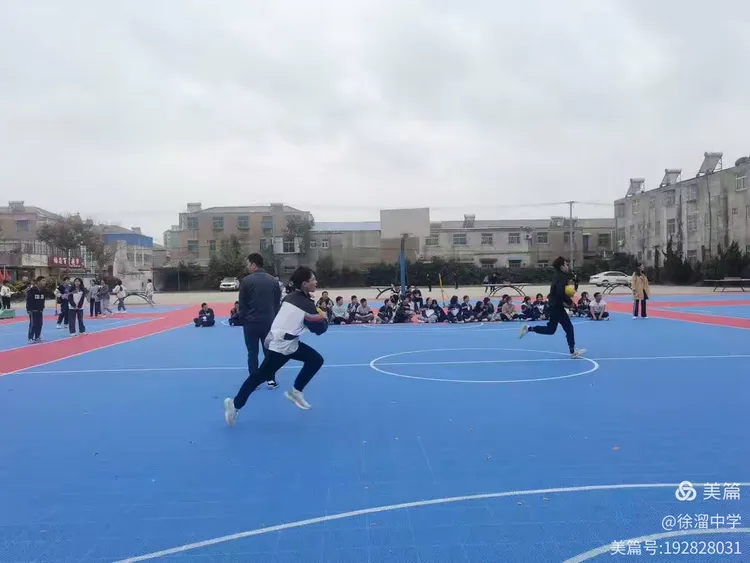 选手忘我拼搏，演绎青春激情、传递力量的简单介绍