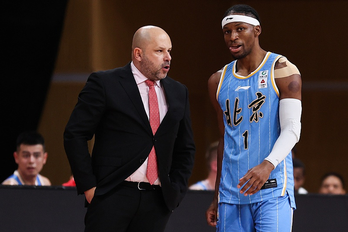 关于夺冠热门:劲旅之间的对决备受期待的信息 关于夺冠热门:劲旅之间的对决备受期待的信息