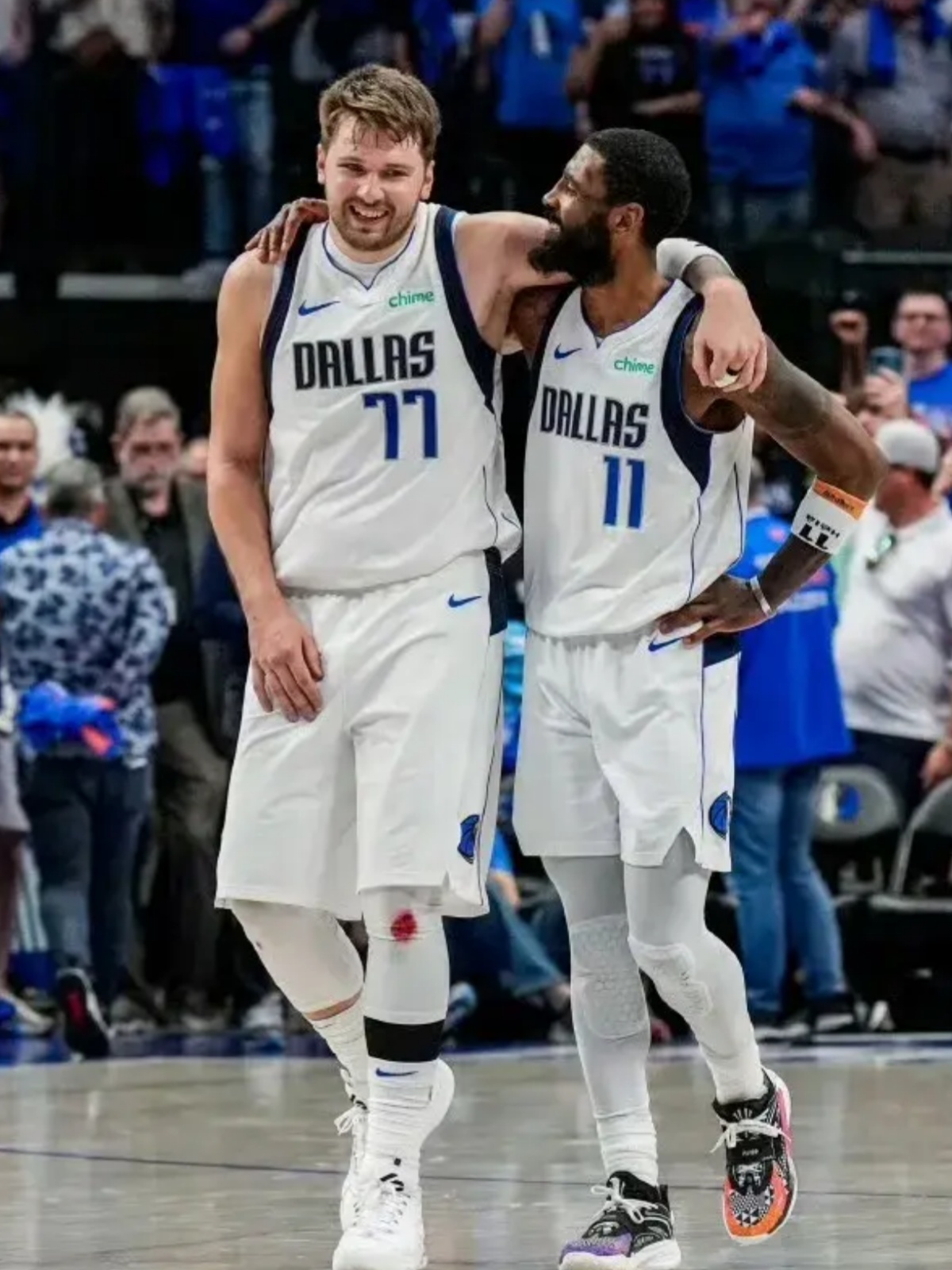 半岛体育直播-马刺大胜灰熊，升至西部前四